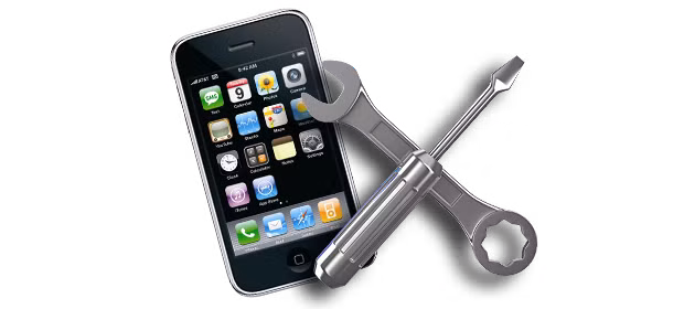 Theo tìm hiểu của VnReview thì nhiều máy iPhone mua từ châu Âu, châu Á và châu Mỹ có thể được bảo hành ở các trung tâm bảo hành uỷ quyền ở Việt Nam. Chỉ có một số trường hợp iPhone mua từ một số nhà mạng không thuộc diện được bảo hành. Sản phẩm được bảo hành là những sản phẩm đủ kiện bảo hành: còn thời gian bảo hành, chưa có sự can thiệp sửa chữa và có những lỗi phần cứng của nhà sản xuất.
