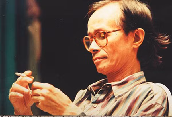 Nhạc sĩ Trịnh Công Sơn "chữa cháy" cho đêm thi hoa hậu thế nào? Nhac si Trinh Cong Son