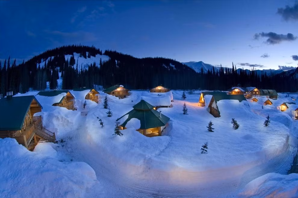 Vùng Bắc British Columbia, Canada đẹp như xứ sở cổ tích trong mùa đông.