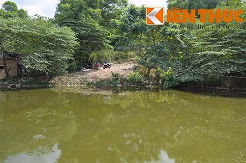 Khu vực hồ đá - nơi phát hiện thi thể người đàn ông.