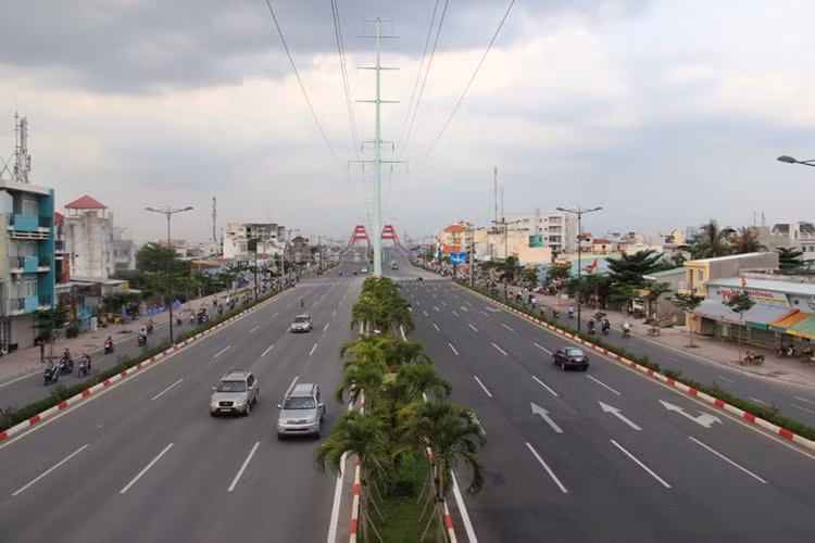 Dự án có tổng chiều dài toàn tuyến gần 13,7km gồm 12 làn xe, điểm đầu của dự án từ nút giao thông Nguyễn Thái Sơn, quận Gò Vấp tới điểm cuối tại ngã tư Linh Xuân, quận Thủ Đức. Hiện tuyến đường triệu đô này đã thông xe nhiều đoạn.
