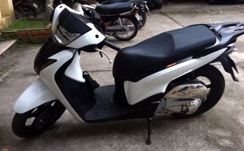Chiếc xe SH bị vứt bỏ