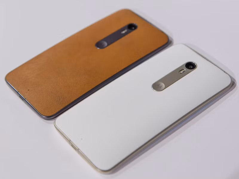 7. Motorola Moto X Pure (7%).