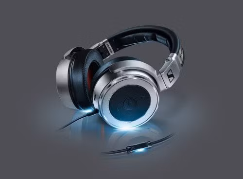 Sennheiser vừa giới thiệu dòng tai nghe HD 630VB có “thiết kế đóng“ (closed-back) đầu tiên của mình. 
