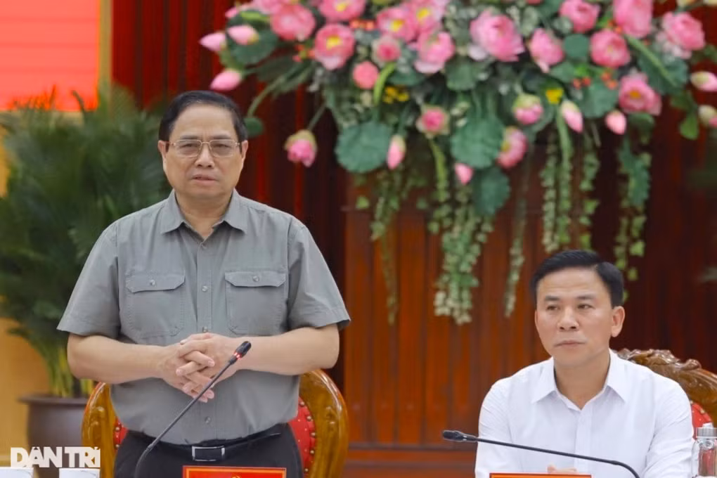 Thu tuong yeu cau giai trinh viec thi cong cao toc lam hong duong dan sinh