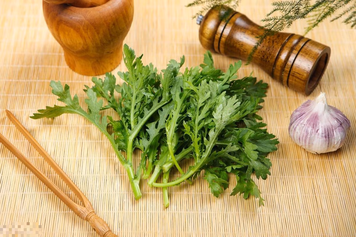Loại rau “món ăn của hoàng đế”, dưỡng dạ dày, bổ mắt, tốt xương - Hình 6 Loai rau “mon an cua hoang de”, duong da day, bo mat, tot xuong-Hinh-6