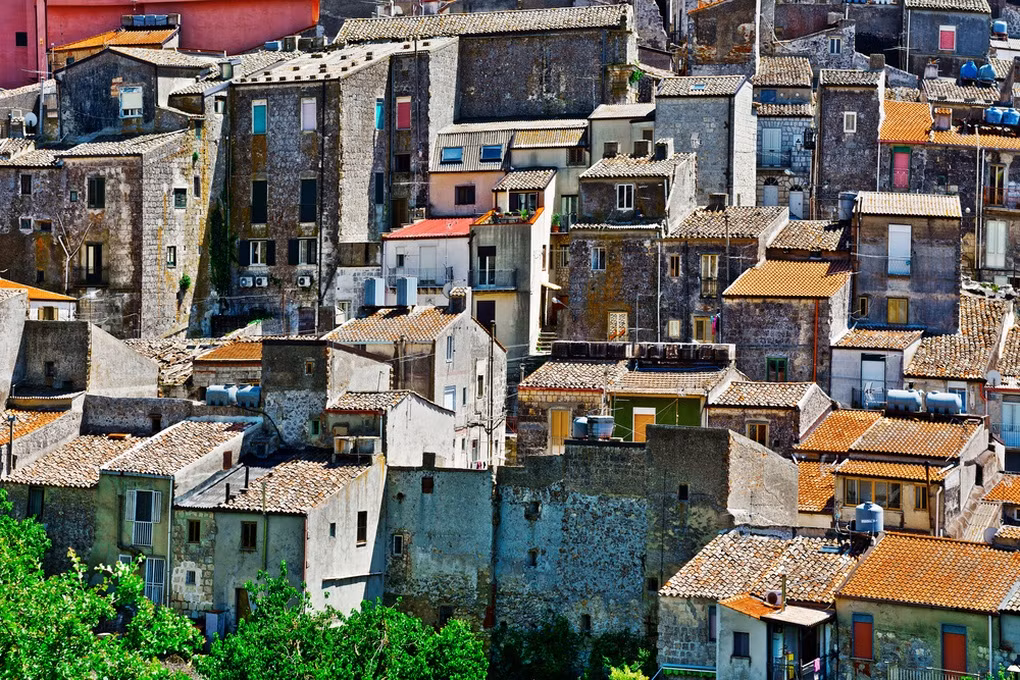 Nha gia 1 euro o Italy