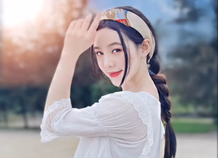 Quỳnh Kool lộ ảnh thời còn đen nhẻm: Nhan sắc như nào mà dân tình trầm trồ? - Hình 5 Quynh Kool lo anh thoi con den nhem: Nhan sac nhu nao ma dan tinh tram tro?-Hinh-5