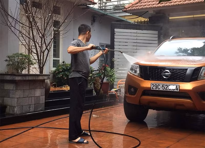 Sat Tet, kiem tien trieu moi ngay nho rua xe-Hinh-2