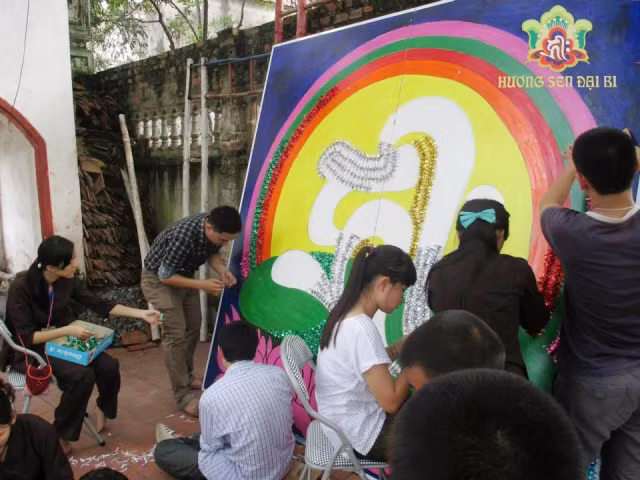 Tình nguyện ghép bức tranh.
