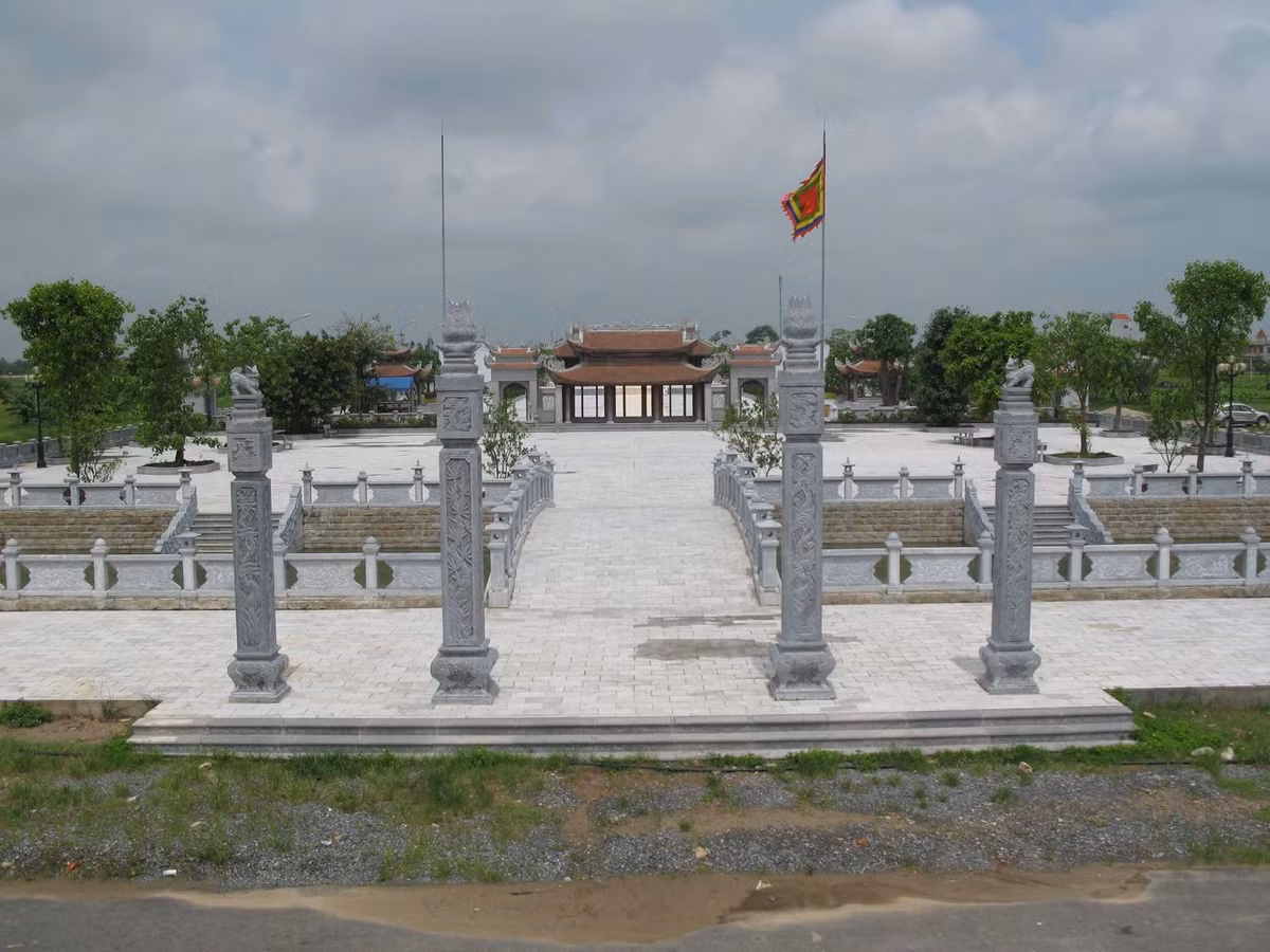 Sau khi rơi vào tay quân Trịnh, Mạc Mậu Hợp bị treo 3 ngày. Trịnh Tùng ra lệnh cho quân lính chém đầu Mạc Mậu Hợp ở bãi cát Bồ Đề, rồi đem thủ cấp dâng lên vua Lê Thế Tông ở Vạn Lại - Thanh Hóa. Con trai của ông là Mạc Toàn kế nghiệp nhưng cũng nhanh chóng bị quân Trịnh đánh bại.