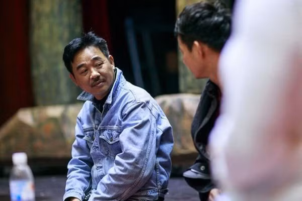Quốc Khánh, Minh Vượng: Giấu nỗi cô đơn tuổi xế chiều - Hình 2 Quoc Khanh, Minh Vuong: Giau noi co don tuoi xe chieu-Hinh-2