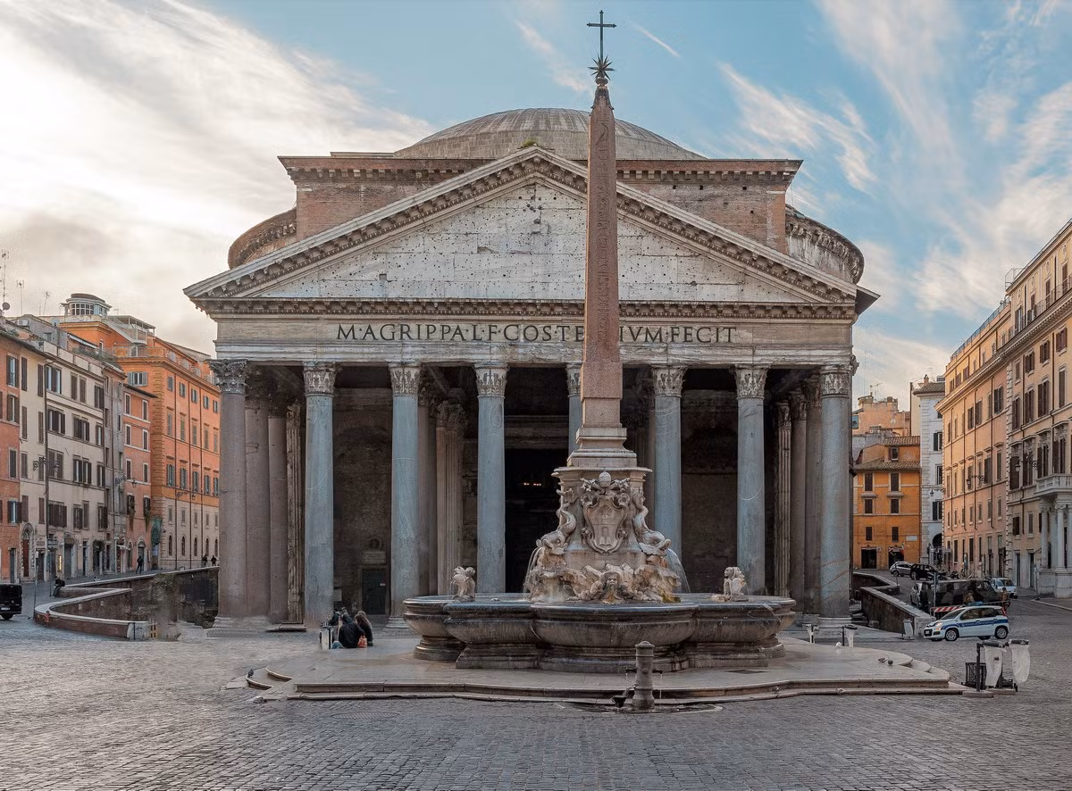 Nằm tại thủ đô Roma của Italia, đền Pantheon - "Ngôi đền của mọi vị thần" - là một trong những công trình kiến trúc tiêu biểu nhất của đế chế La Mã còn tồn tại đến ngày nay. Ảnh: Wikipedia.