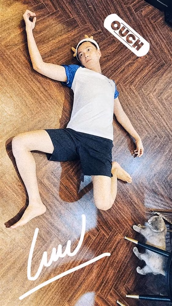 "Từng ngày tháng qua, em tưởng tình phôi pha".