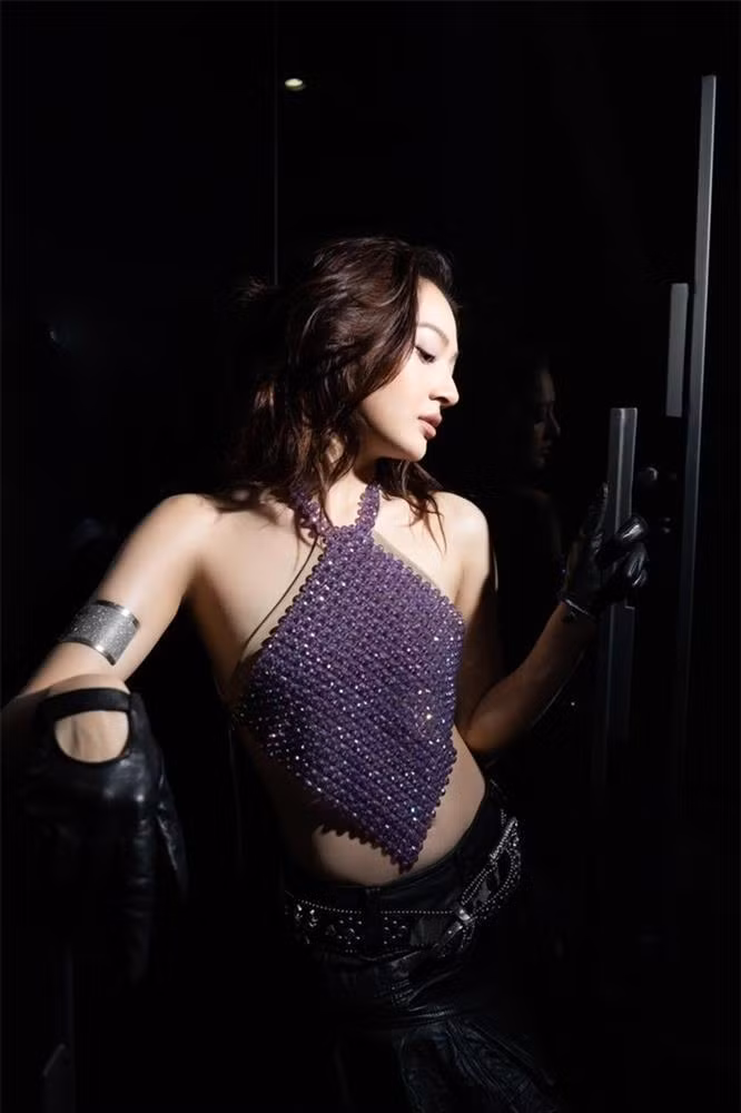 Bao Anh lien tiep lo vong 1 phang ly, ve sexy ngay xua dau roi?-Hinh-3