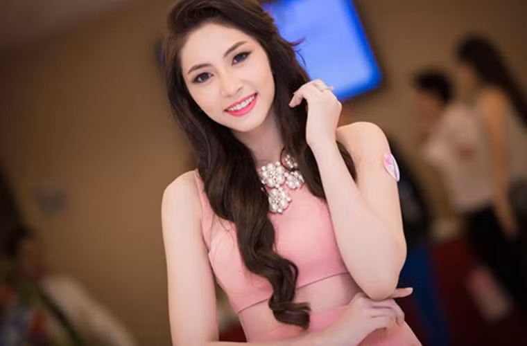 Sau khi đăng quang "Hoa hậu Đại dương Việt Nam 2014", Đặng Thu Thảo khá đắt show, cô liên tục xuất hiện trong các event. Bên cạnh đó, người đẹp trùng tên với "Hoa hậu Việt Nam 2012" cũng tham gia đóng phim và gây chú ý với các hoạt động từ thiện xã hội.