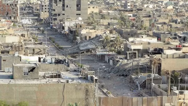 Các căn nhà bị hư hại ở thành phố Ramadi, Iraq. Ảnh chụp ngày 30/7.