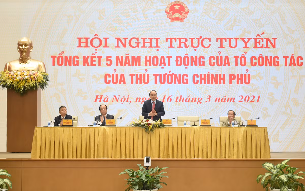 Chinh phu dien tu giup cat giam 16.200 ty dong/nam chi phi