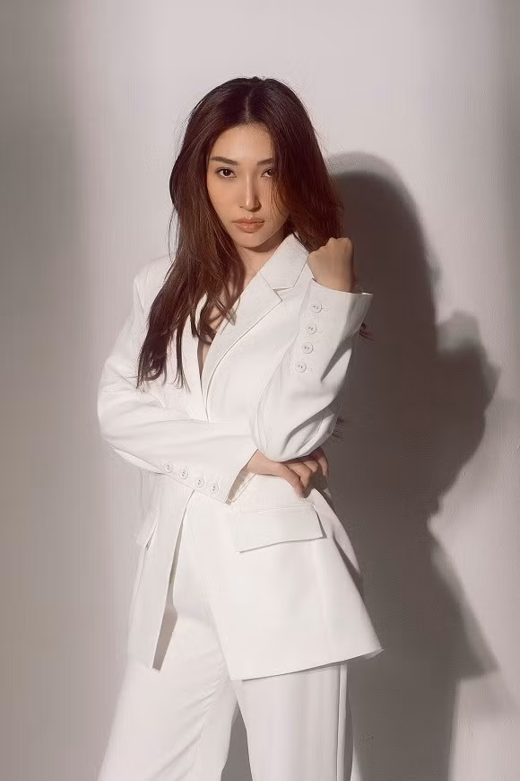 Khong Tu Quynh co tinh yeu moi sau chia tay Ngo Kien Huy