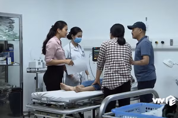 Thuy Hang len tieng khi 