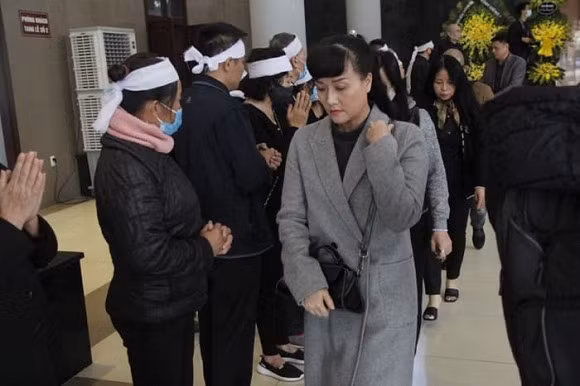 NS Vân Dung.
