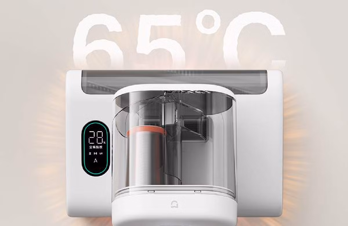 Ngoài chức năng hút, máy còn có khả năng sấy khô bằng luồng khí ấm 65°C, cực kỳ hữu ích trong mùa nồm ẩm để ngăn ngừa nấm mốc và mùi hôi. Hệ thống lọc 6 lớp giúp giữ lại các hạt bụi siêu mịn 0.3 micron, đảm bảo không gây ô nhiễm ngược ra không khí.