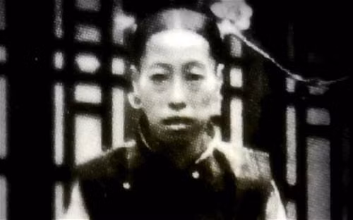 Su that ve vu hoi lo 20.000 luong vang de ep Pho Nghi thoai vi-Hinh-2