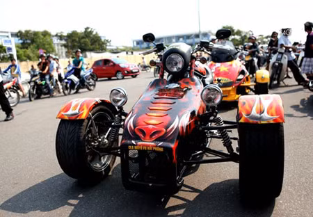 Harley Davidson Night Rod trike bike được nhập về Việt Nam với giá không dưới 1 tỷ đồng.