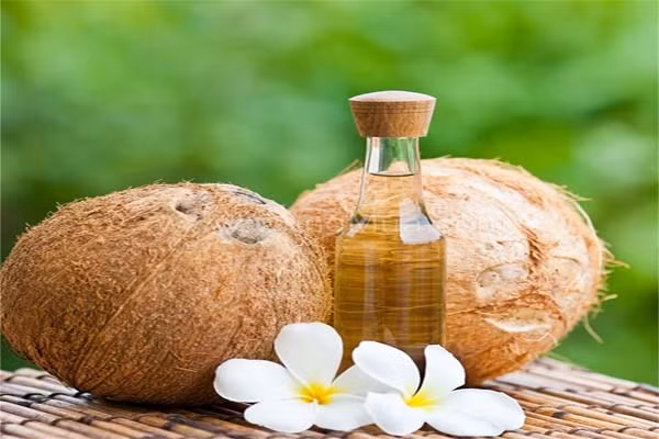 Dầu ô liu chứa dinh dưỡng và vitamin làm mềm da và không hề bị kích ứng, trong khi hầu hết các sữa tắm đều chứa diethanolamine, sulphate lauryl, và parabens thấm vào làn da bạn, hấp thu vào máu gây tổn hại đến các cơ quan bên trong.