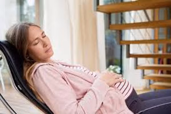 Rối loạn đồng hồ sinh học có thể ảnh hưởng đến khả năng sinh sản. Những phụ nữ đang có mục đích thụ thai hoặc những người đã mang thai nên đặc biệt cẩn thận trong việc giữ cho phòng ngủ của mình trong ánh sáng nhân tạo để tránh làm rối loạn nhịp sinh học.