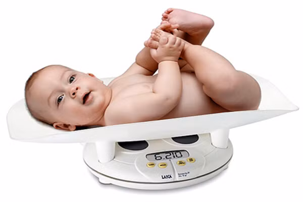 Giảm cân. Trẻ em bị thừa cân thường gặp phải các vấn đề sức khỏe của người lớn như cholesterol cao, huyết áp cao và tiểu đường tuýp 2. Vì vậy, cả gia đình bạn hãy cùng nhau giữ cân nặng ở mức độ phù hợp, tốt cho sức khỏe.