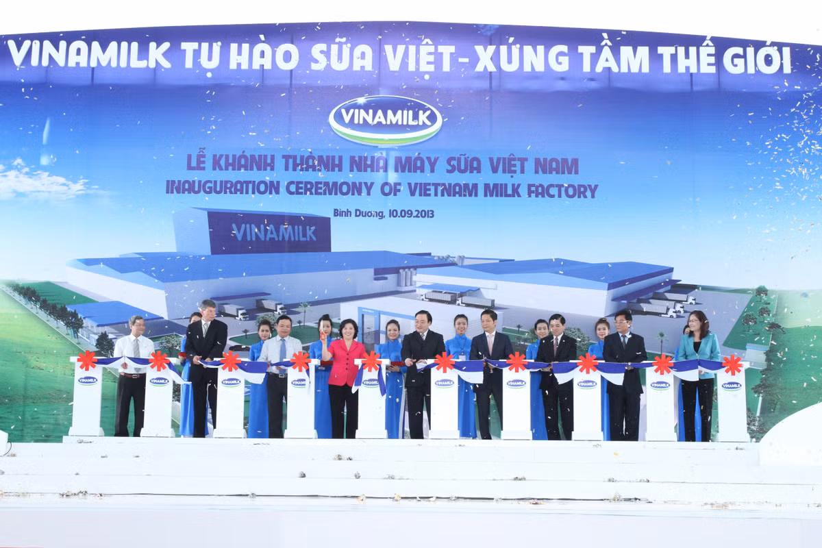 Lễ khánh thành nhà máy sản xuất sữa nước hiện đại nhất thế giới