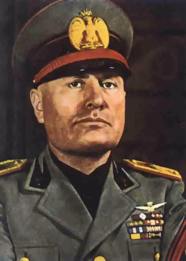 Benito Mussolini sinh ngày 29/7/1883 tại Predappio, Italy. Nơi trùm phát xít này chào đời giờ đây là một bảo tàng.
