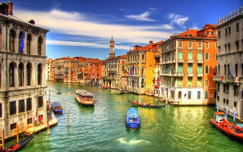 Đứng thứ 4 là đất nước Italy xinh đẹp, lãng mạn. Trong top 20 còn có sự góp mặt của các quốc gia: Nam Phi, Indonesia, Anh, Iceland, Mỹ, Slovenia, Mexico, Ấn Độ, Phần Lan, Thụy Sĩ, Peru, Na Uy, Ireland, Croatia.