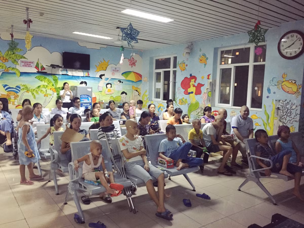 Như vậy, từ một cơ sở y tế tư nhân hình thành dưới thời Pháp thuộc, Viện Radium từ ngày này đã trở thành tài sản của nhân dân và trở thành một bộ phận không thể tách rời của nền y học Việt Nam. Ảnh: Benhvienk.vn.
