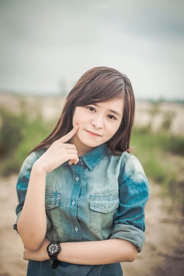 Đúng với chia sẻ về đam mê, sở thích của mình... Trà My có rất nhiều bức ảnh đẹp, đáng yêu, khoe gương mặt bầu bĩnh và đôi mắt to tròn ấn tượng.