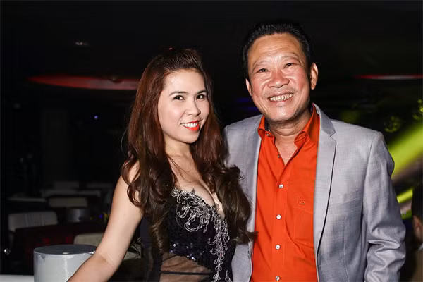 Nhac si Le Quang nhap vien cho mo nghen mach mau o dau
