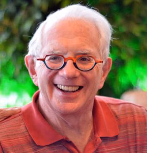 Tại “Gặp gỡ Việt Nam”, GS Sheldon Lee Glashow, Đại học Harvad (đoạt giải Nobel Vật lý năm 1979), cho rằng thành tựu khoa học cơ bản là thành tựu chung của cả loài người, không phân biệt quốc tịch, tôn giáo, màu da, giới tính.