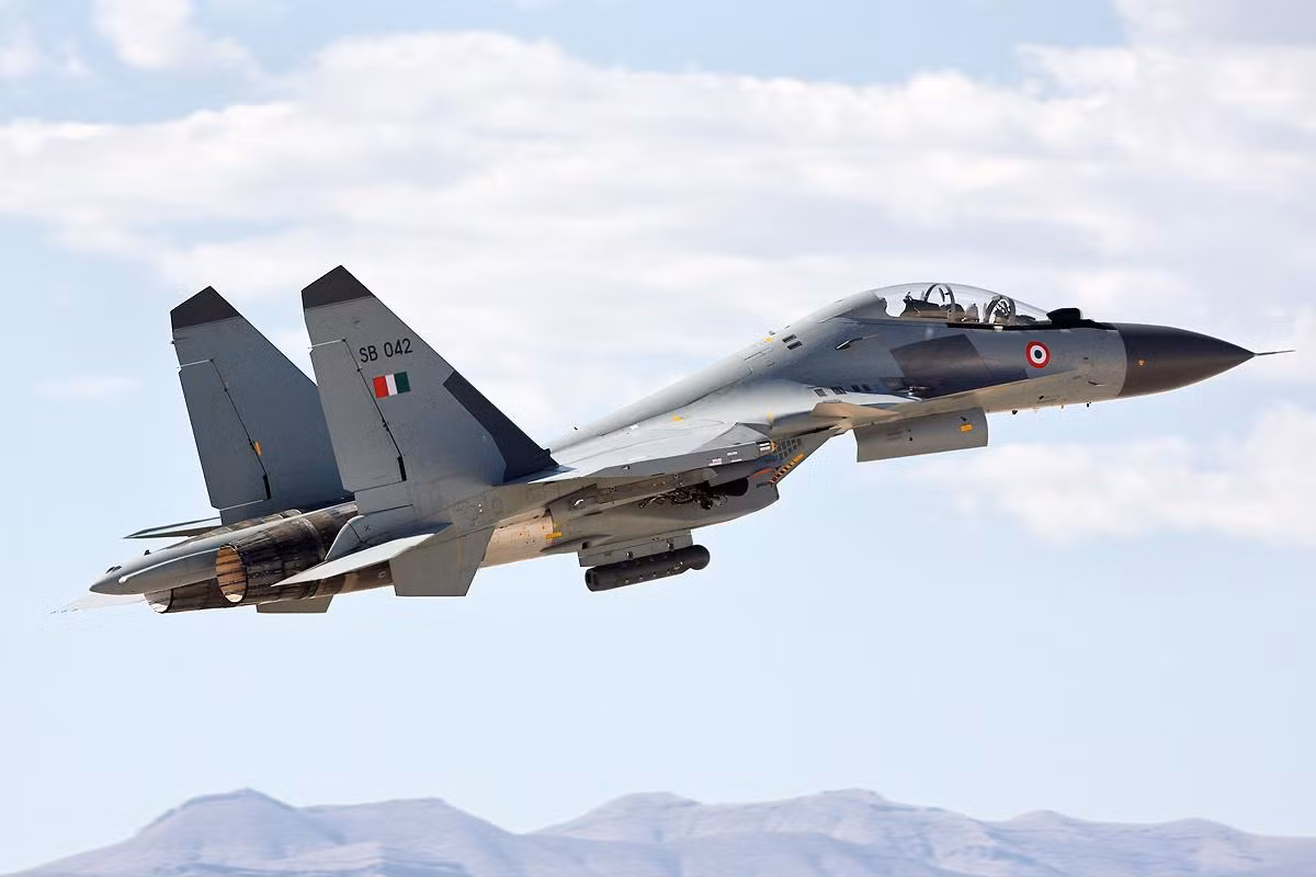 Các cựu tướng lĩnh của Không quân Ấn Độ cho rằng Su-30MKI vẫn đáng tin tưởng hơn nhiều loại máy bay chiến đấu khác.