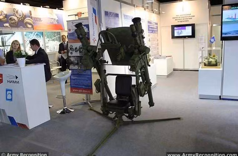 Dzhighit là một giá phóng có thể sử dụng cho các loại tên lửa phòng không vác vai Igla-1 (NATO định danh SA-16), Igla (SA-18) và Igla-S (SA-24) của Nga. Đáng lưu ý, các loại tên lửa này Việt Nam cũng đang sử dụng rộng rãi trong các lực lượng phòng không.