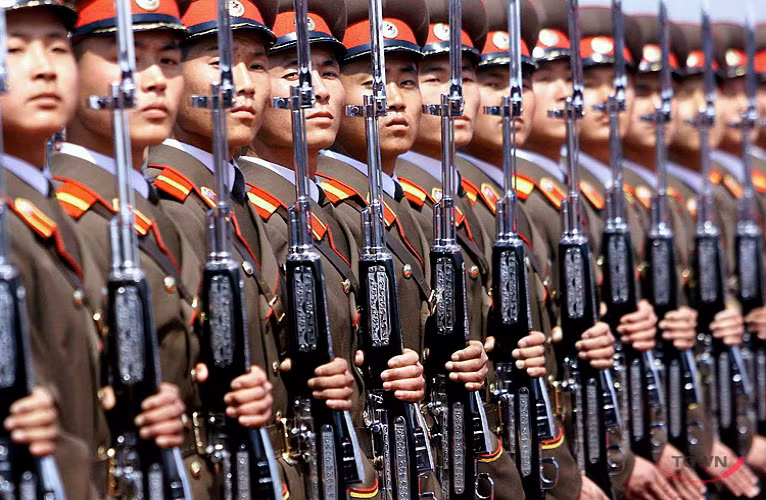  Carbine CKC-45 được quân đội Triều Tiên từng sử dụng và nội địa hóa với cái tên Type 63. Hiện tại, chỉ duy trì phiên bản dành cho nghi lễ, còn lại được chuyển cho công-nông Hồng vệ binh sử dụng. 