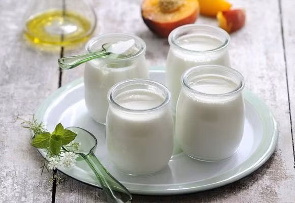 Phụ nữ ăn sữa chua vào 3 thời điểm vàng tốt gấp bội - Hình 2 Phu nu an sua chua vao 3 thoi diem vang tot gap boi-Hinh-2
