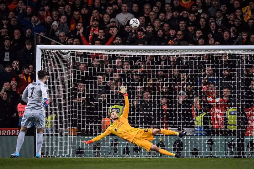 Liverpool di vao lich su sau tran thang Chelsea