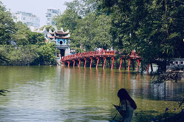 Du bao thoi tiet 14/6: Mien Bac nang, chi vai noi con mua