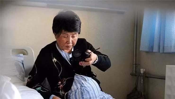 60 tuổi sinh đôi, người phụ nữ cật lực kiếm tiền, có 24 tỷ 60 tuoi sinh doi, nguoi phu nu cat luc kiem tien, co 24 ty