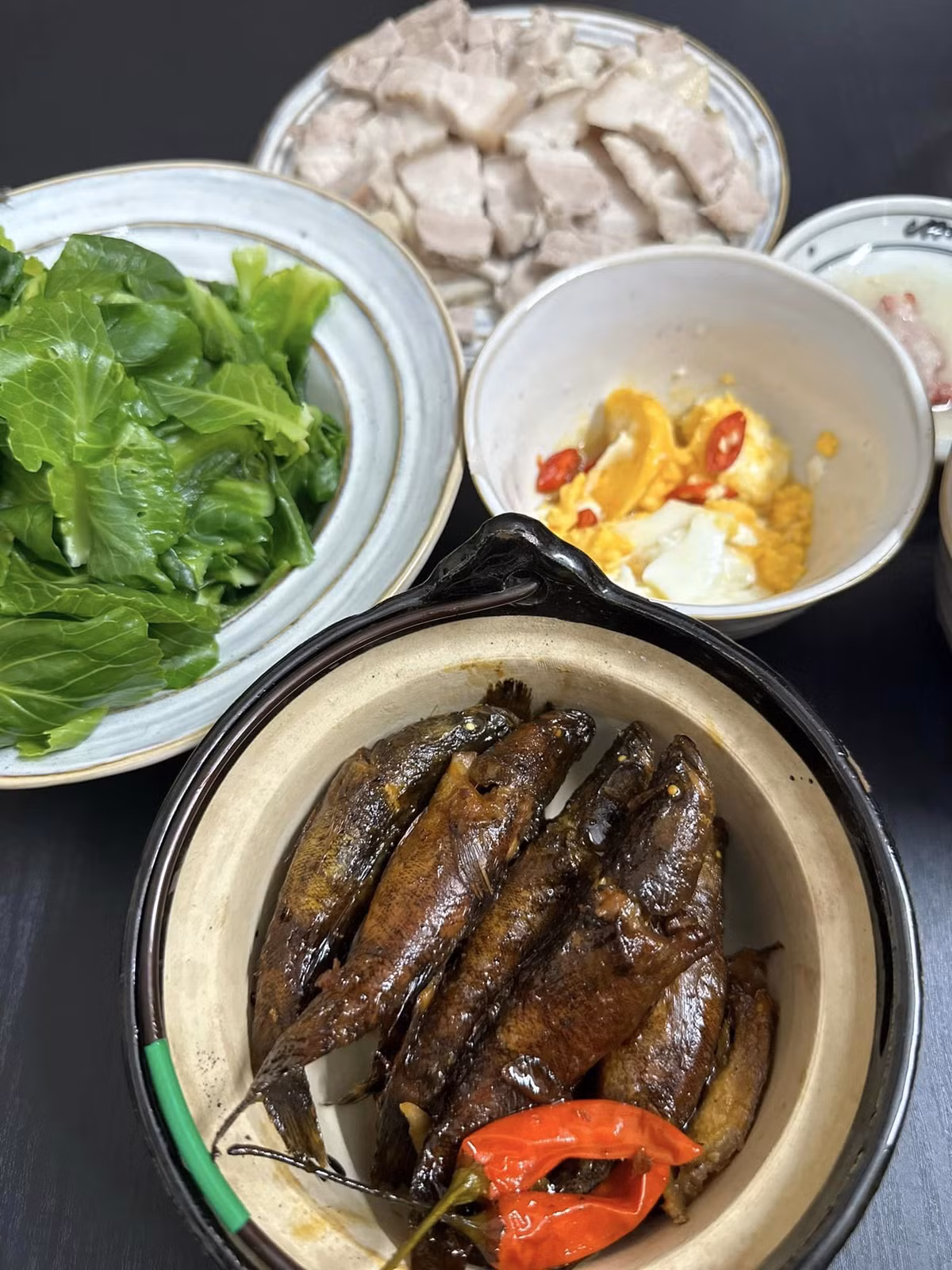 Me dam khoe loat mam com 100 nghin 4 nguoi an, ai cung khen-Hinh-3