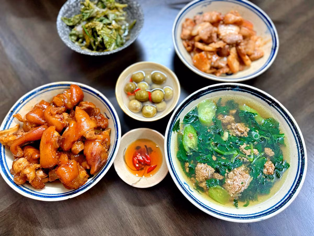 Me dam khoe loat mam com 100 nghin 4 nguoi an, ai cung khen-Hinh-8