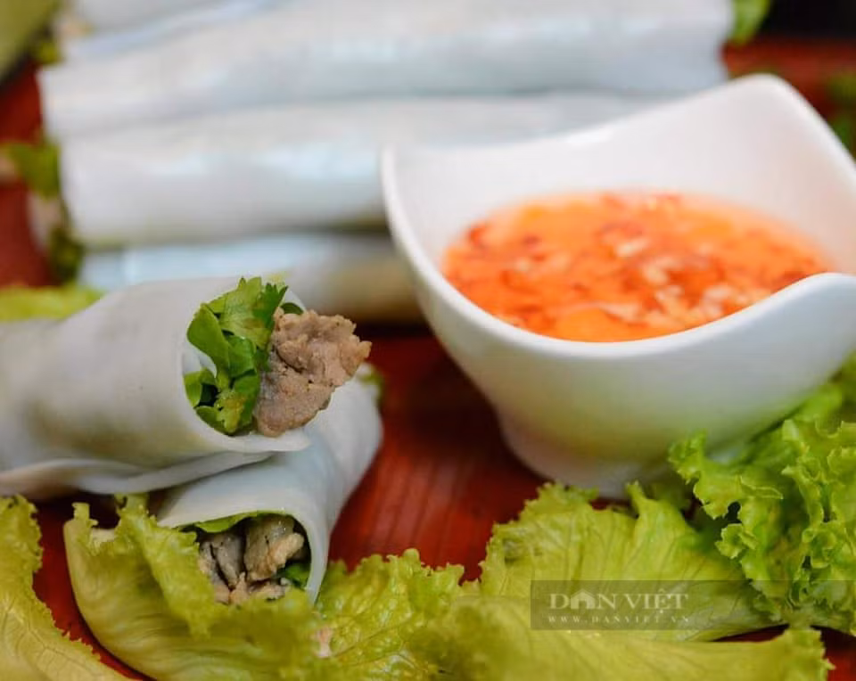 Loại thịt đỏ "siêu sắt", mang quấn với rau này thành món mát bổ - Hình 2 Loai thit do