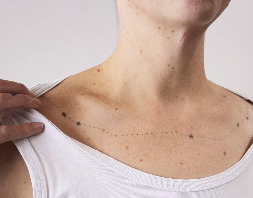 Những hình xăm nhỏ nhưng không kém phần đặc biệt.