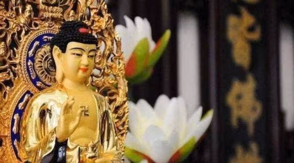Đừng nói ba lời này nữa, nghiệp chướng nặng lắm! Dung noi ba loi nay nua, nghiep chuong nang lam!